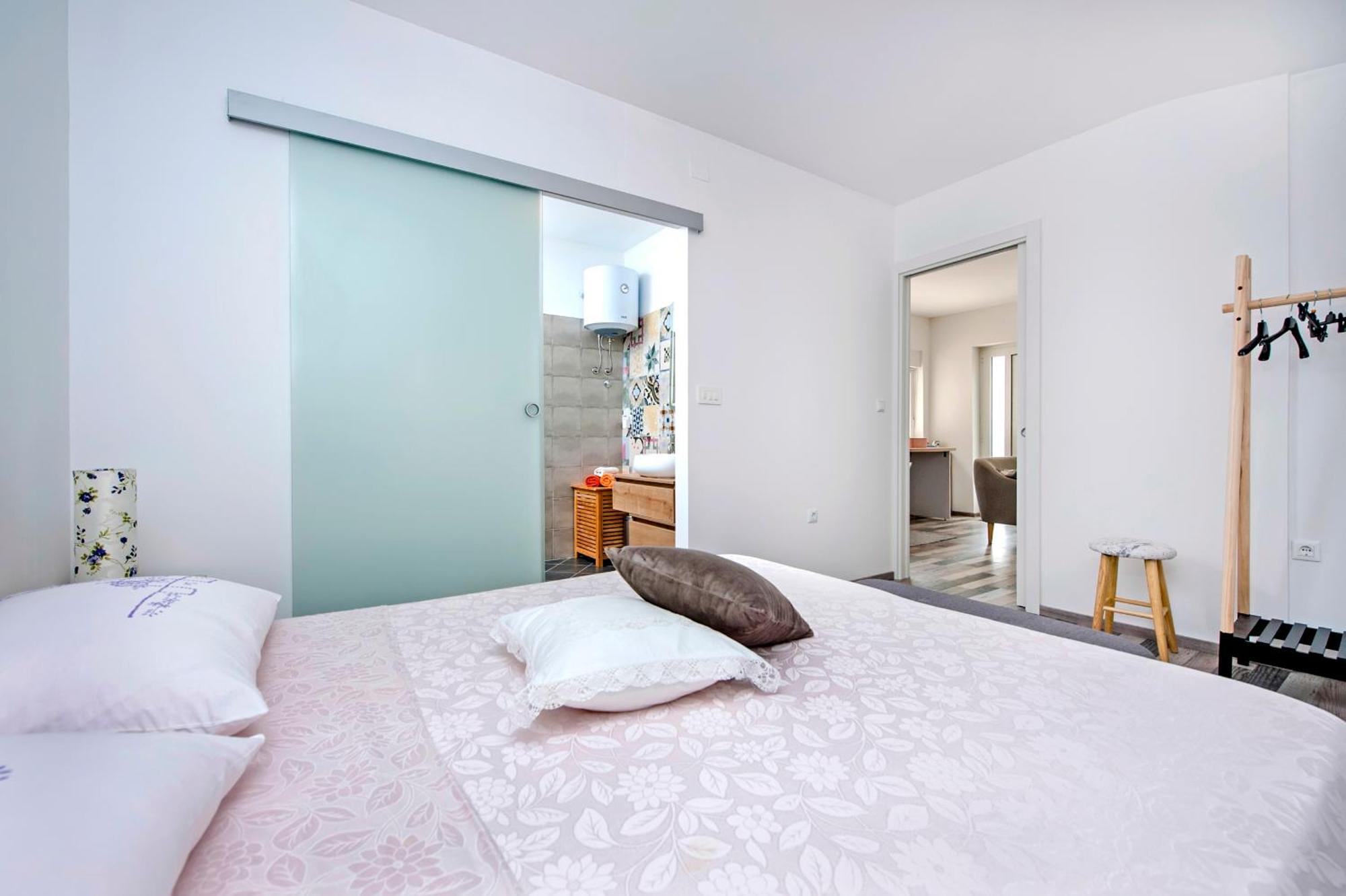 Paola Cozy Apartment Rovinj Exterior photo